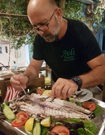 OPEN FRESH FISH FOR FRIENDS Image